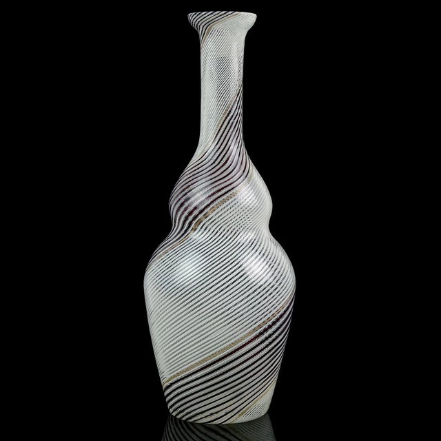 Mid-Century Modern Vintage Dino Martens Murano Black White Aventurine Swirl Ribbons Italian Art Glass Flower Vase For Sale - Image 3 of 9