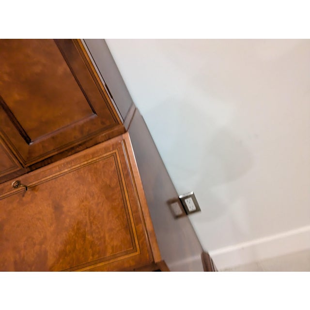 1980s 1980s George III-Style Burr Wood Secretry With Mirrored Doors and Fitted Interior For Sale - Image 5 of 16