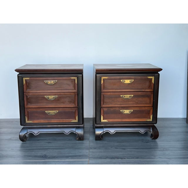 Mid-Century Modern Pair of Late 20th Century Asian Style 3-Drawers Nightstands For Sale - Image 3 of 8