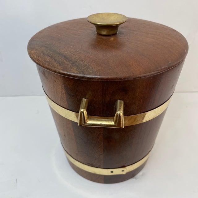 1960s Mid-Century Modern Vermillion Walnut Ice Bucket For Sale - Image 5 of 13