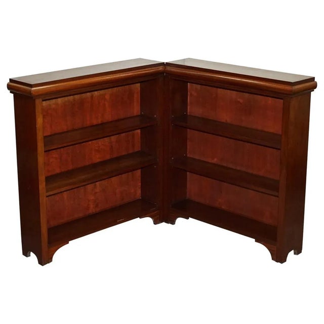 English Mahogany Corner Bookcases, Set of 2 For Sale - Image 12 of 12