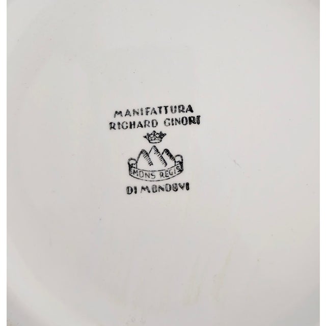 Tureen with lid designed by Gio Ponti and Giuseppe Sciolli for Richard Ginori around 1935. Made of white ceramic, it...