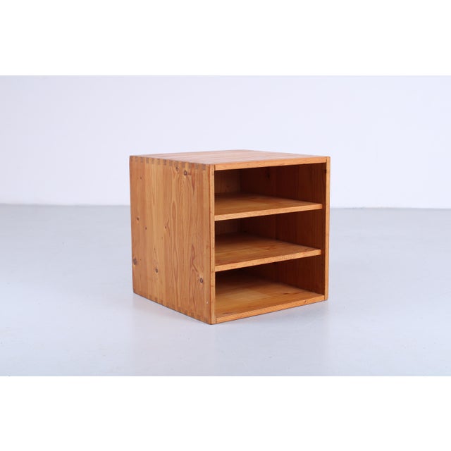Wood Square Record Cabinet in Pinewood attributed to Ate Van Apeldoorn for Houtwerk Hattem, 1960s For Sale - Image 7 of 10