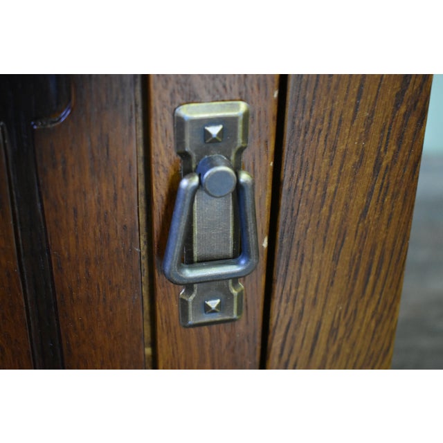 2020s Mission Style Solid Quarter Sawn Oak Keyhole Nightstand For Sale - Image 5 of 5