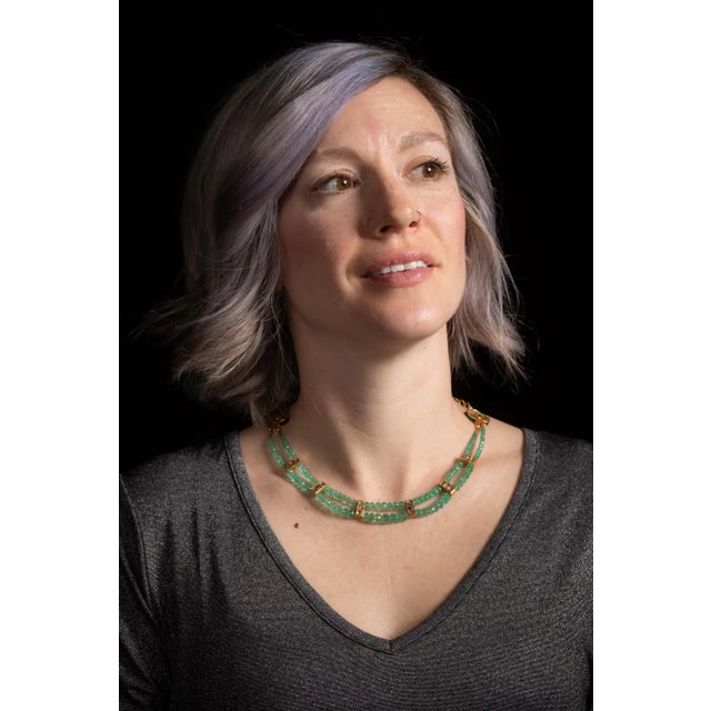 Emerald, Diamond and 22k Gold Choker Necklace For Sale In Nantucket - Image 6 of 6