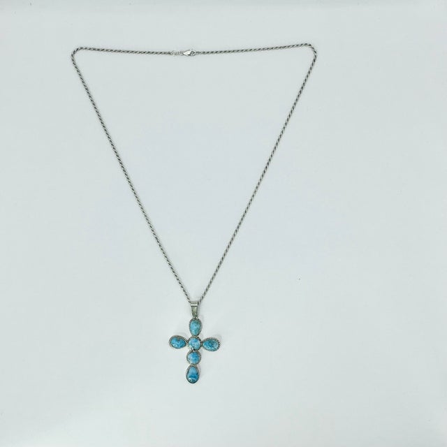 1970s 1970s Vintage Southwestern Boho Chic Religious Blue Larimar & Sterling Cross Pendant Necklace - 23” For Sale - Image 5 of 15