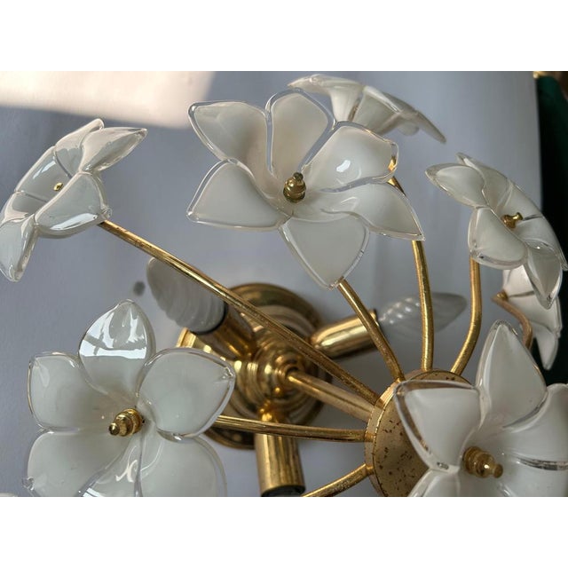 White Daisies Murano Ceiling Light, 1980s For Sale - Image 10 of 15