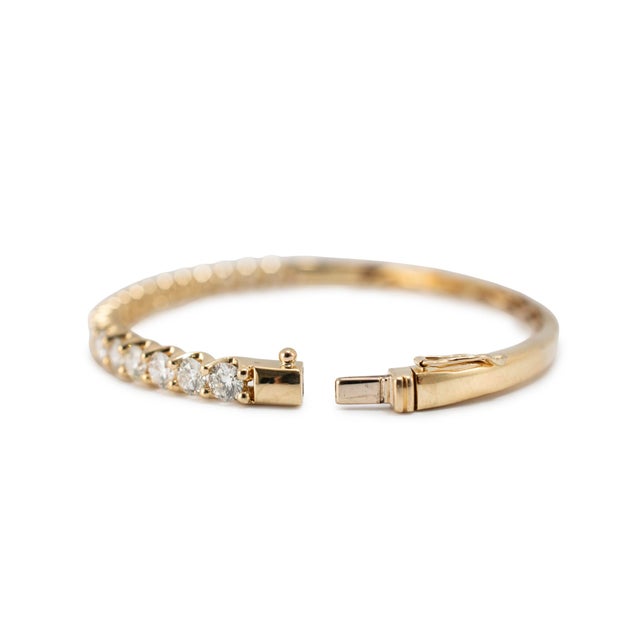 18k Yellow Gold 3.80ctw Diamond Half Eternity Hinged Bangle Bracelet For Sale - Image 4 of 8