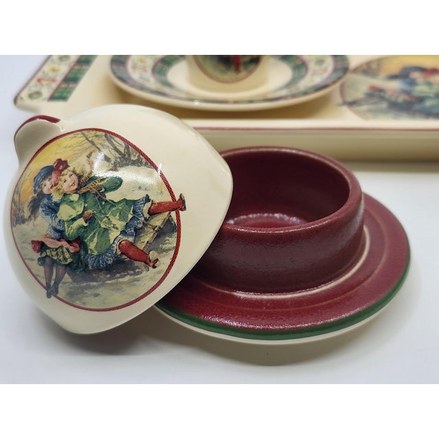 Saint Petersburg Collection Christmas Service from Niderviller Earthenware, France, 1990s, Set of 7 For Sale - Image 4 of 16