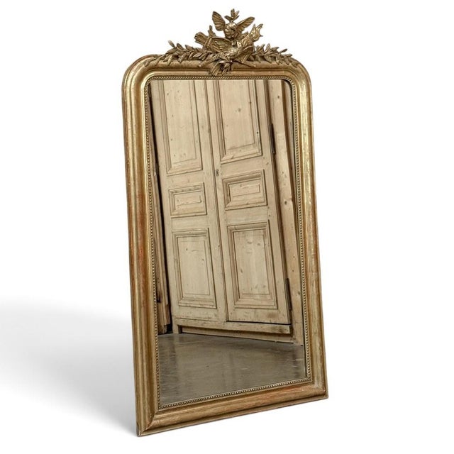 19th Century French Louis XVI Giltwood Mirror With Lovebirds For Sale - Image 4 of 17