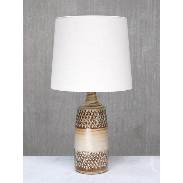 Large Ceramic Relief Table Lamp by Einar Johansen for Søholm Stoneware, Denmark, 1960 For Sale - Image 11 of 11