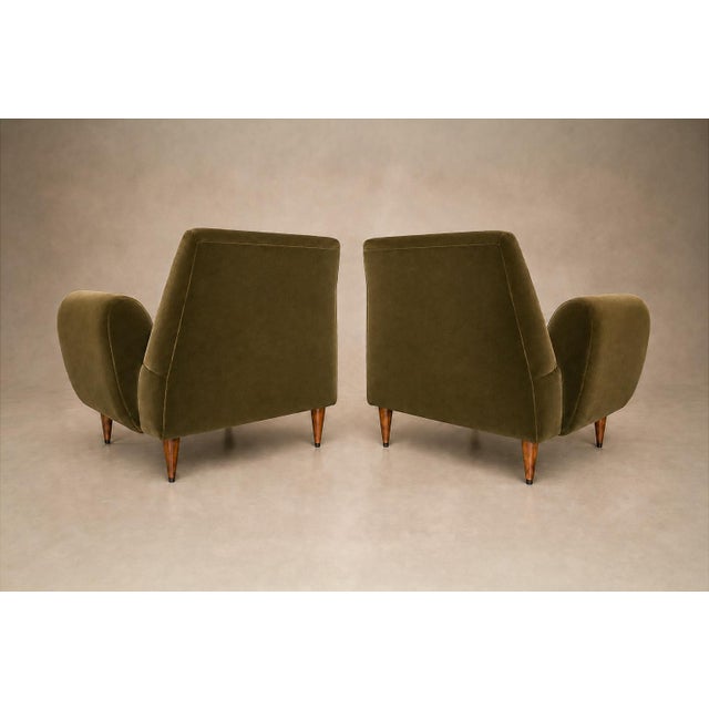 Pair of Brazilian Modern Armchairs in Pau Marfim and Olive Mohair, Brazil, 1960s For Sale - Image 10 of 18
