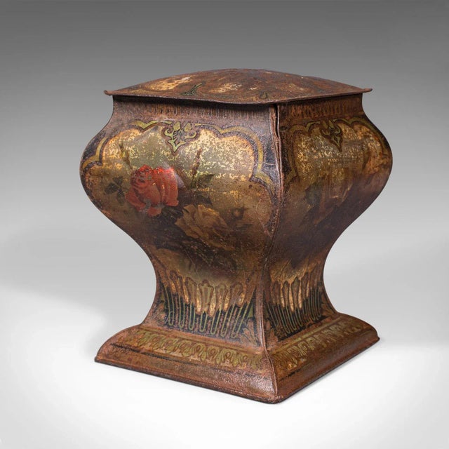 1910s Antique Edwardian English Decorative Biscuit Tin For Sale - Image 13 of 13