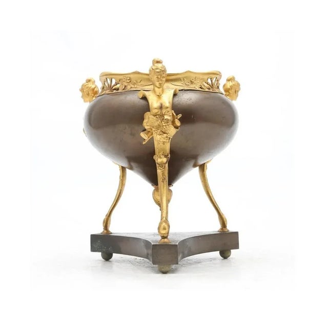 Belle Epoque Centrepiece in Bronze, Early 20th Century For Sale - Image 4 of 5