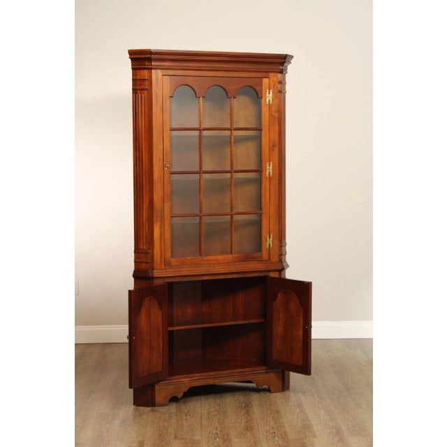 Councill Chippendale Style Mahogany Corner Cabinet For Sale In Philadelphia - Image 6 of 12