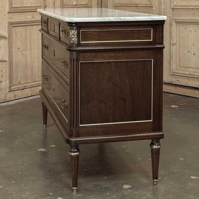 French Directoire Neoclassical Carrara Marble Top Commode For Sale - Image 12 of 18