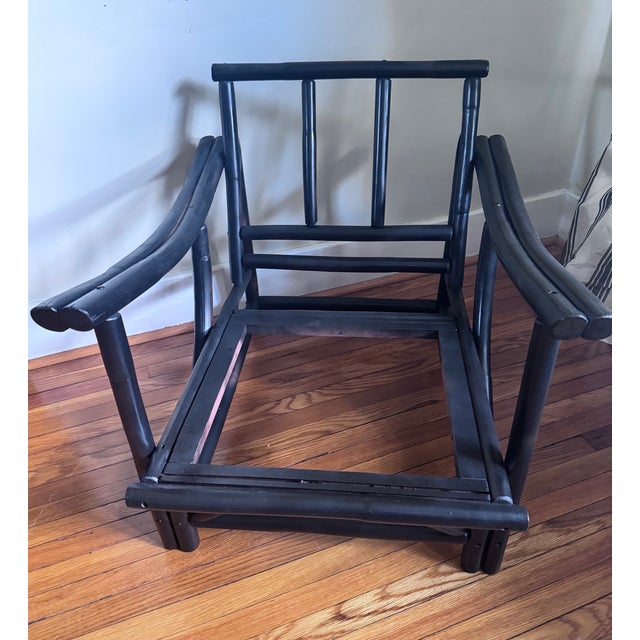 Mid 20th Century Black Rattan Bamboo Lounge Chair in the Manner of Ficks Reed For Sale - Image 15 of 16