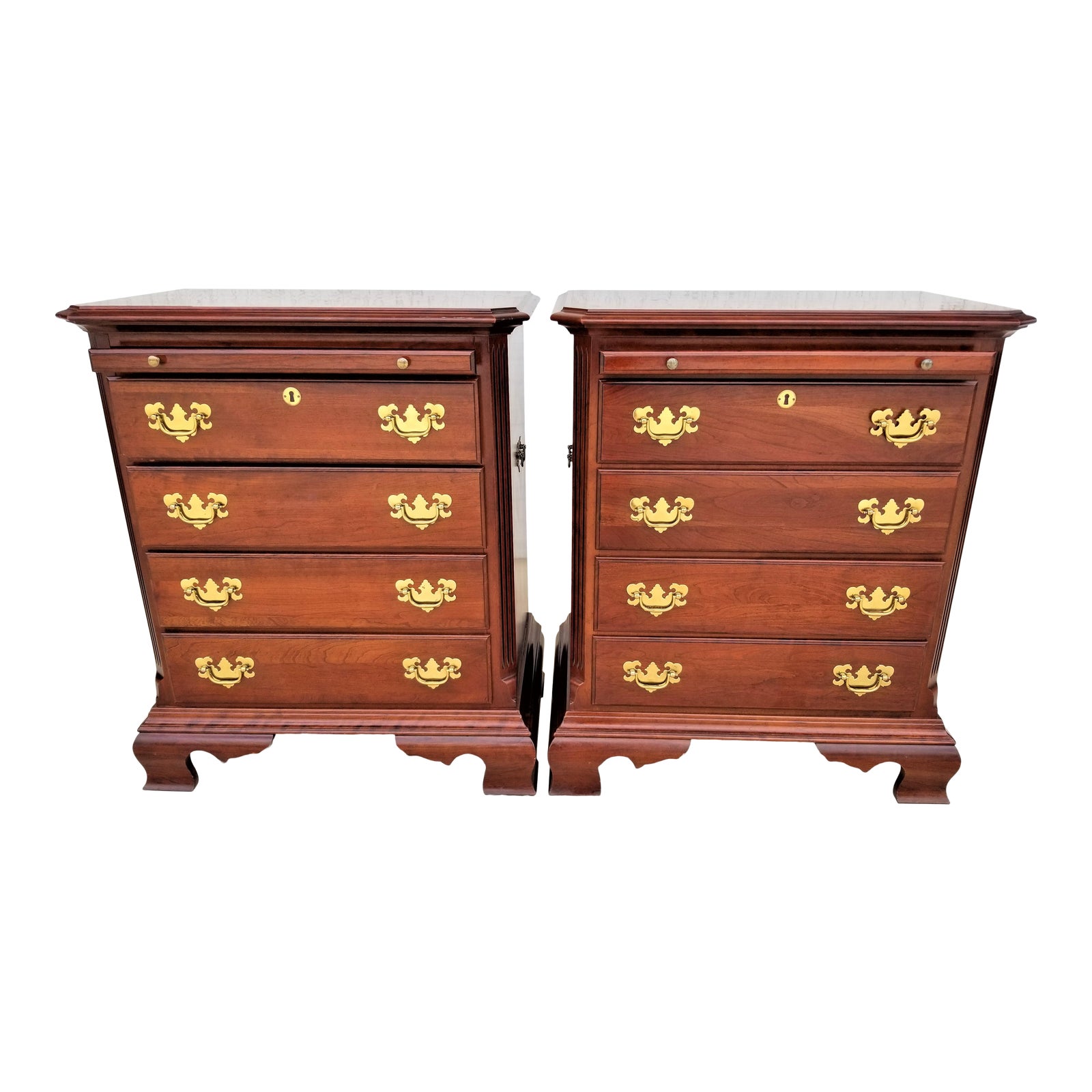 Kincaid Furniture Commonwealth Cherry Traditional Style Chests Nightstands Set Of 2 Chairish