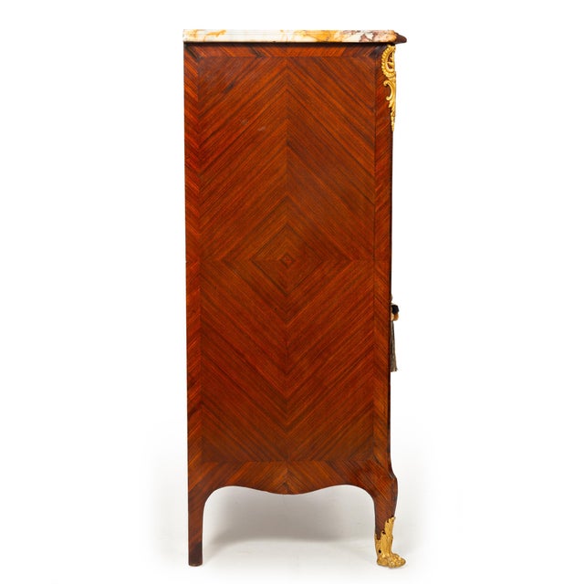 French French Louis XV Style Kingwood Marble Top Bibliotheque Cabinet For Sale - Image 3 of 18