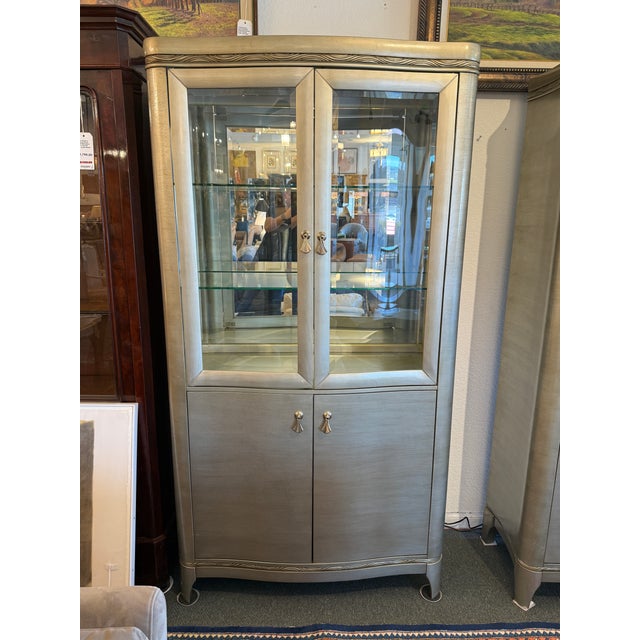 Design Plus Gallery presents the La Reina Curio Cabinet from the Sofia Vergara Collection. Made with poplar solids and...