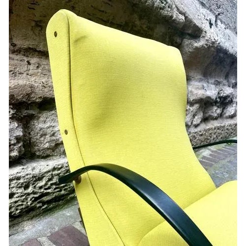 P40 Lounge Chair by Osvaldo Borsani, 1955, in Very Good conditions. Designed 1950 to 1959