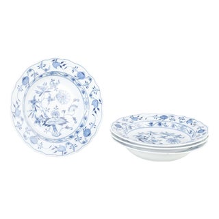 Porcelain Soup Plates with Blue Onion Pattern from Meissen, Germany, Set of 4 For Sale