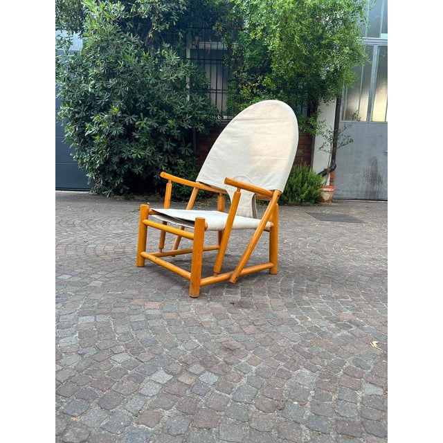 The G23 Hoop Lounge Chair is a masterpiece by the renowned design duo Piero Palange and Werther Toffoloni. Produced by...
