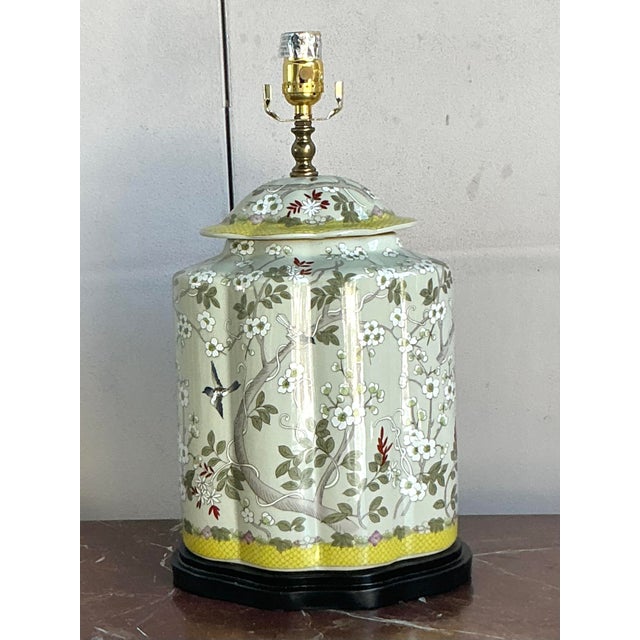 Late 20th Century Vintage Regency Scully and Scully Bird Temple Jar Lamp - A Pair For Sale - Image 5 of 6