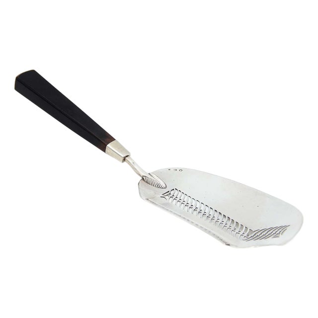 Plain and Scalloped Silver Cake Serving Spatula For Sale
