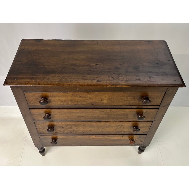 19th-Century Antique American Country Pine & Hardwood 4-Drawer Chest For Sale - Image 9 of 16
