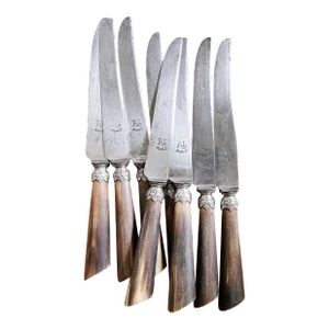 1920s French Horn Handle Knives- Set of 8