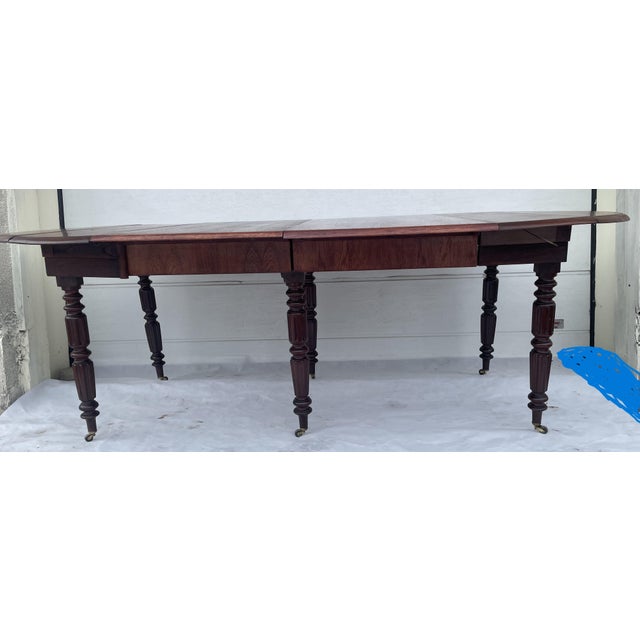 Antique English Victorian Oval Dining Table with Extendable Top, 19th Century For Sale - Image 11 of 18