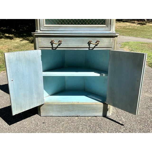 Vintage French Provincial Painted Corner Cabinet For Sale - Image 4 of 12