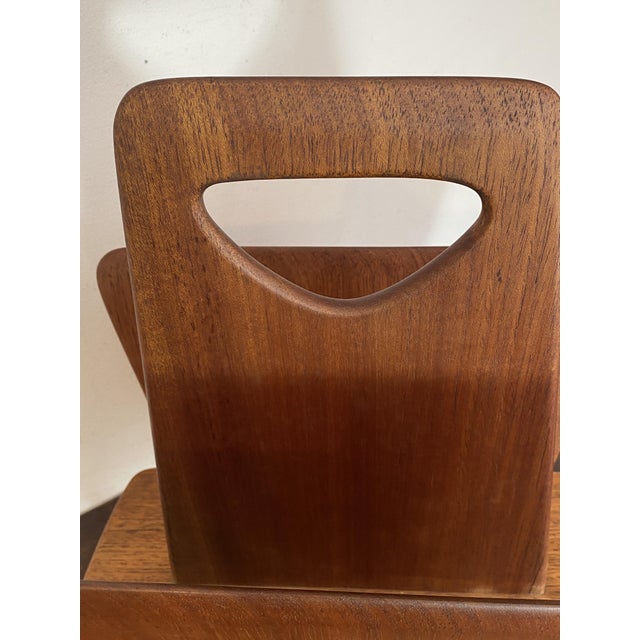 Wood Oak Magazine Rack attributed to Pierre Cruège, 1950 For Sale - Image 7 of 10