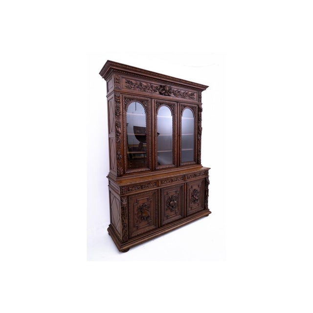 Antique French Neo-Renaissance Carved Oak Bookcase, 1880 For Sale - Image 3 of 18
