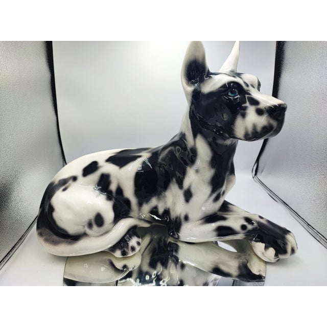 1970s Vintage Porcelain Figurine, 1970s For Sale - Image 5 of 7