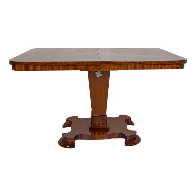 Swedish Modern Pedestal Coffee Table in Figured Oak, 1940s For Sale