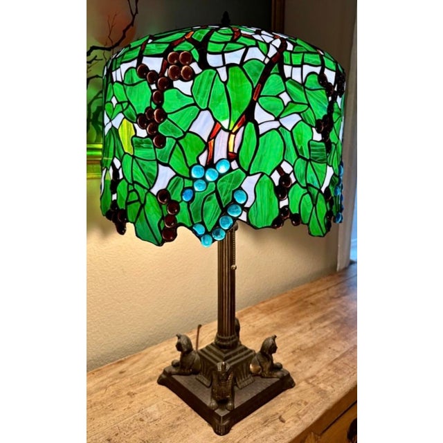 Green Rare c.1915 Unique Art Glass & Metal Co. Grapevine Leaded Glass Table Lamp With Egyptian Sphinx Bronze Base | Museum Quality For Sale - Image 8 of 18