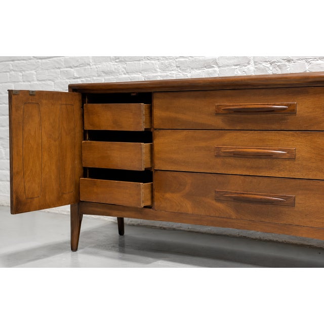 Wood Mid Century Modern Walnut Credenza | Long Dresser by Broyhill Premier, C. 1960's For Sale - Image 7 of 15