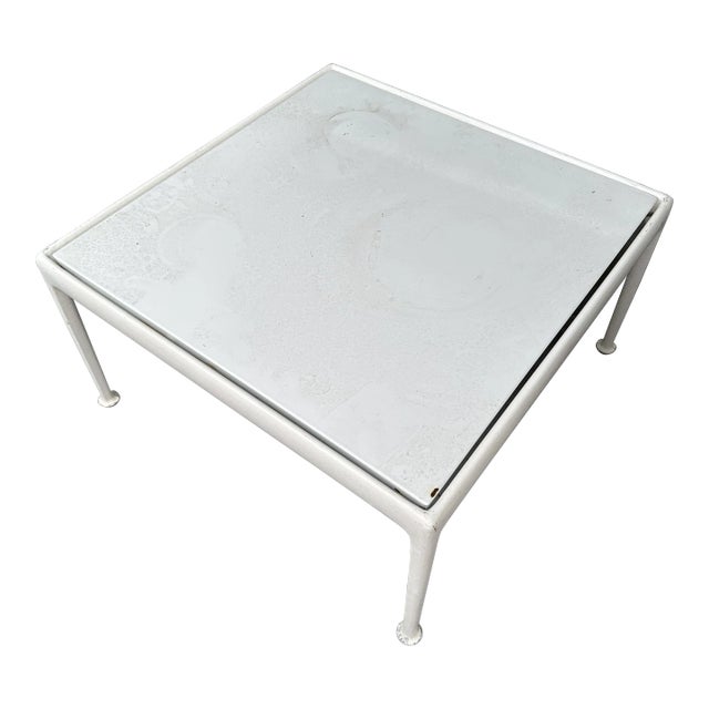 White Richard Schultz 1966 Collection Cocktail Outdoor Table for Knoll For Sale