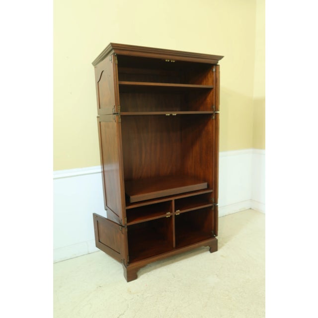 Henkel Harris 6 Door Mahogany Tv Cabinet For Sale In Philadelphia - Image 6 of 11