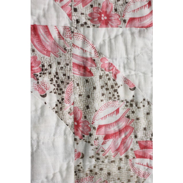 Antique 1910s-30s Pink and White Quilt - Floral Quilt For Sale - Image 10 of 12