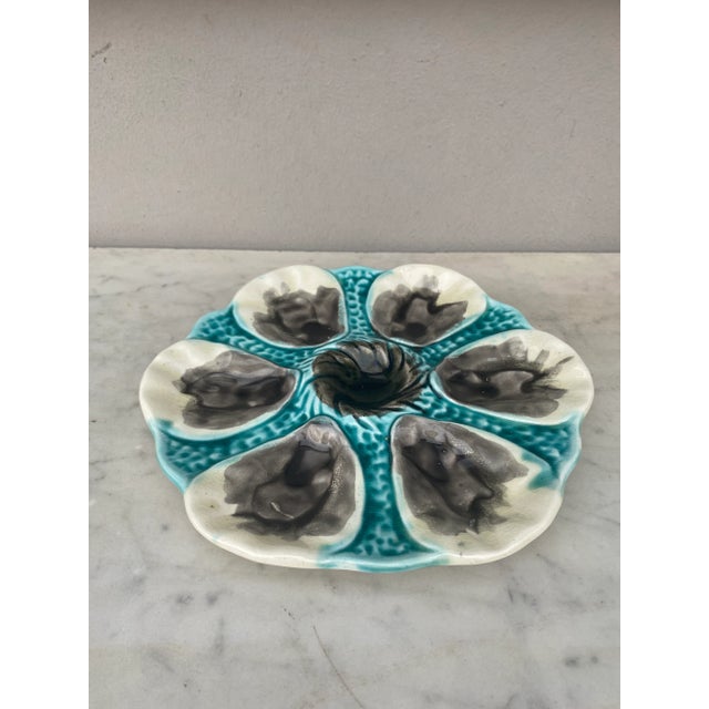 French Majolica oyster plate Orchies, circa 1910.