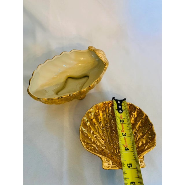 Gold 1970s 22kt Gold Leaf Shell Motif Bowls - Set of 2 For Sale - Image 8 of 13