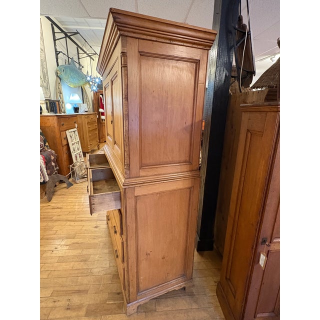 This beautiful English Pine Linen Press we found in a local New London NH Estate with a few other gems….we spent some time...