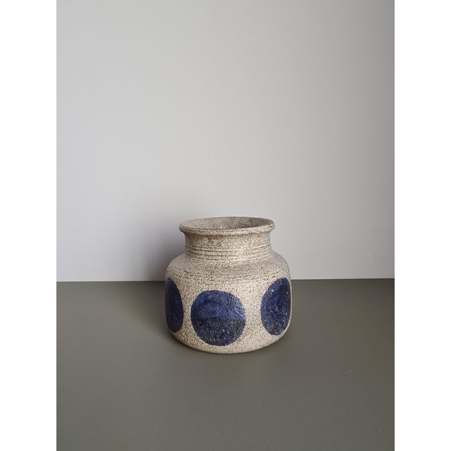 Mid-Century Modern Stoneware Vase with Cobalt Blue Polka Dots, 1960 For Sale - Image 6 of 10