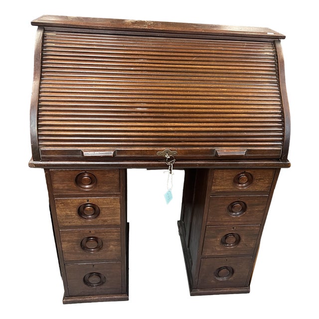 Roll Top Desk in Mahogany For Sale