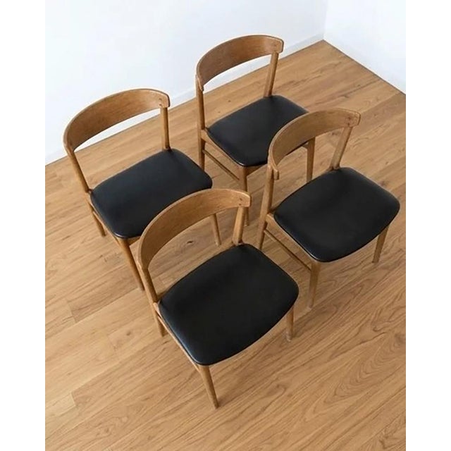 Mid-Century Modern Danish Teak Dining Chairs with Shield Backrests, 1950s, Set of 4 For Sale - Image 3 of 5