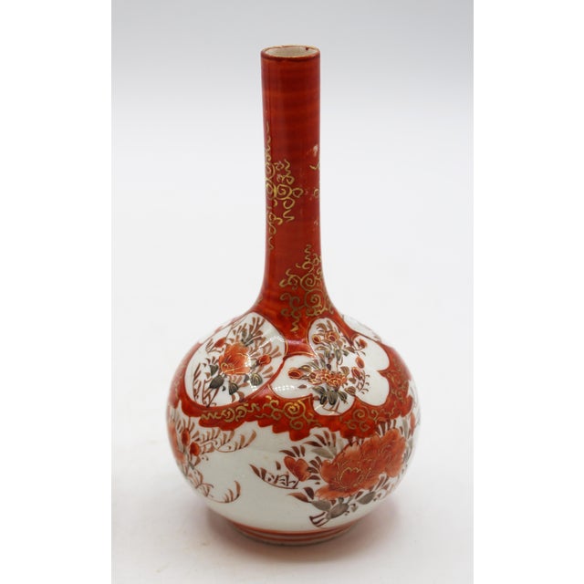 Japanese Circa 1870 Japanese Pair of Small Bottle Form Kutani Vases For Sale - Image 3 of 5
