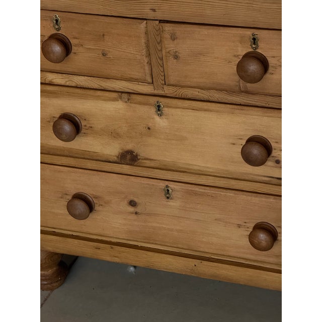 Antique Pine Two Over Two Drawers - Chest of Drawers From England For Sale - Image 4 of 18